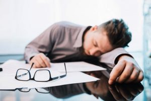 سندروم خستگی مفرط را جدی بگیریم 2 | نقش نیوز 33 12 | نقش نیوز