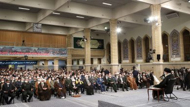 رهبر معظم انقلاب در دیدار جمعی از مردم اصفهان : علت عصبانیت غرب پیشرفت‌های جمهوری اسلامی است