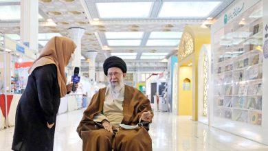 رهبر معظم انقلاب اسلامی:کتاب همچنان در جایگاه والای خود قرار دارد