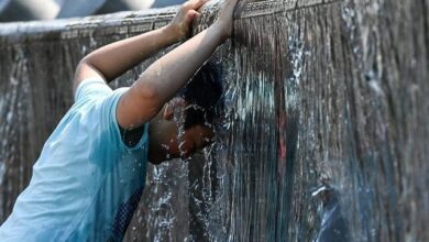 گردشگران گرما را دور زدند