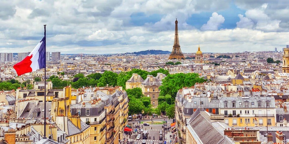 پاریس در سال ۲۰۵۰ چگونه می‌تواند مردم را در گرمای ۵۰ درجه زنده نگه دارد؟