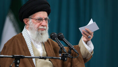 رهبرمعظم انقلاب در دیدار نخبگان : جنایت صهیونیست‌ها ادامه پیدا کند نمی‌توان جلوی مسلمانان را گرفت