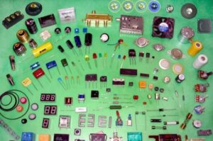 کارآفرینی و نوآوری در صنایع الکترونیکی 2 | نقش نیوز 100 | نقش نیوز