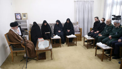 رهبرمعظم انقلاب اسلامی در دیدار خانواده شهید سردار سلیمانی: احیای جبهه مقاومت، بزرگ ترین خدمت شهید سلیمانی است