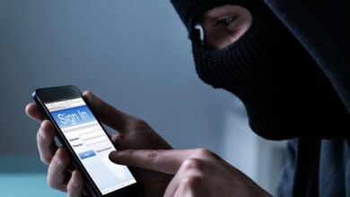 معرفی 5 خطای امنیتی که راه نفوذ به گوشی شما را هموار میکند 7 | نقش نیوز  معرفی 5 خطای امنیتی که راه نفوذ به گوشی شما را هموار میکند