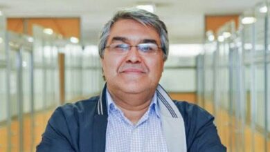 بازار خودرو باید رقابتی باشد