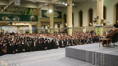 ناامیدکردن جوانان از روی لجاجت با نظام، لطمه زدن به آینده کشور است