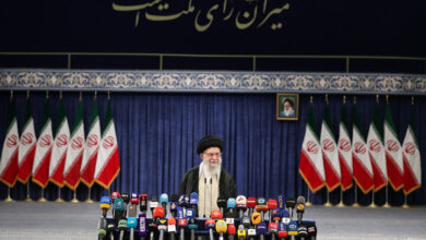 رهبر معظم انقلاب : دوام و قوام و عزت و آبروی جمهوری اسلامی متوقف به حضور مردم است