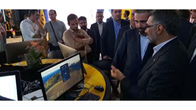 بازدید دبیر شورای عالی و رییس مرکز ملی فضای مجازی از غرفه ایرانسل در الکامپ 4 | نقش نیوز بازدید دبیر شورای عالی و رییس مرکز ملی فضای مجازی از غرفه ایرانسل در الکامپ