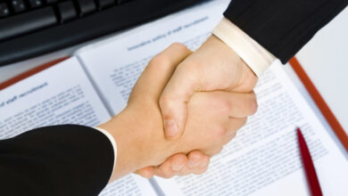 آیا حاضر هستید بدون قرارداد، بر لبه پرتگاه معامله گام بگذارید؟