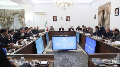 تاکید عارف بر برخورد دولت با احتکارکنندگان کالاهای اساسی 7 | نقش نیوز تاکید عارف بر برخورد دولت با احتکارکنندگان کالاهای اساسی