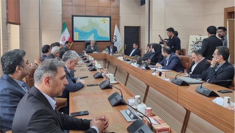 مدیرعامل صندوق بازنشستگی کشوری تاکید کرد: لزوم سرمایهگذاری در زیرساختهای بندرعباس 1 | نقش نیوز مدیرعامل صندوق بازنشستگی کشوری تاکید کرد: لزوم سرمایهگذاری در زیرساختهای بندرعباس