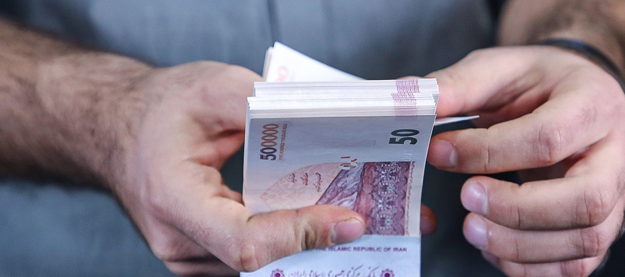 حداقل حقوق کارگری سال آینده ۱۰ میلیون و ۳۹۹ هزار تومان شد 1 | نقش نیوز ۴۵ درصد افزایش دستمزد