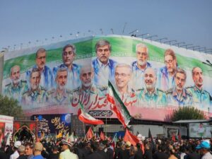 وداع مردم تهران با قهرمانان مقاومت؛بدرقه سرداران و دانشمندان شهید 4 | نقش نیوز 3 | نقش نیوز