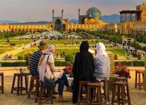 گردشگری یکی از بزرگ ترین صنایع جهان 2 | نقش نیوز گردشگری یکی از بزرگ ترین صنایع جهان