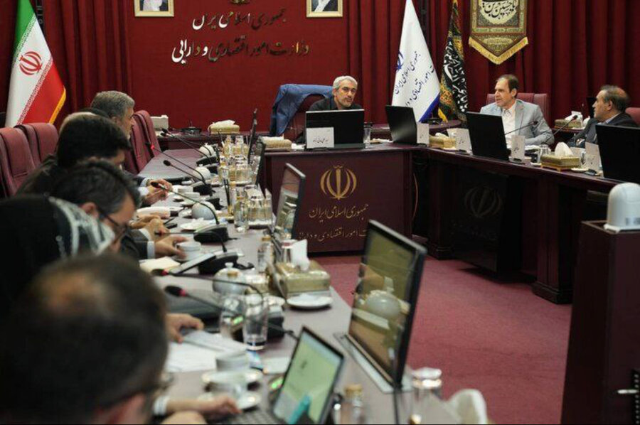 تأکید بر تداوم اقدامات حمایتی از بازار سرمایه 1 | نقش نیوز تأکید بر تداوم اقدامات حمایتی از بازار سرمایه