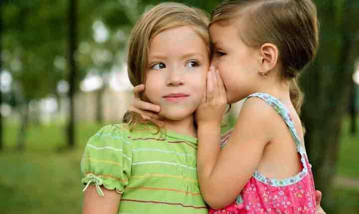 چگونگی تقویت مهارت های ارتباطی کودکان 1 | نقش نیوز چگونگی تقویت مهارت های ارتباطی کودکان