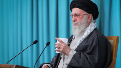 رهبر معظم انقلاب اسلامی خطاب به ملت ایران:دانش غنیسازی با بمب از بین نمیرود؛ ملت ایران تسلیم فشارها نمیشود 2 | نقش نیوز مذاکره مورد درخواست آمریکاییها زورگویی و خسارت محض است