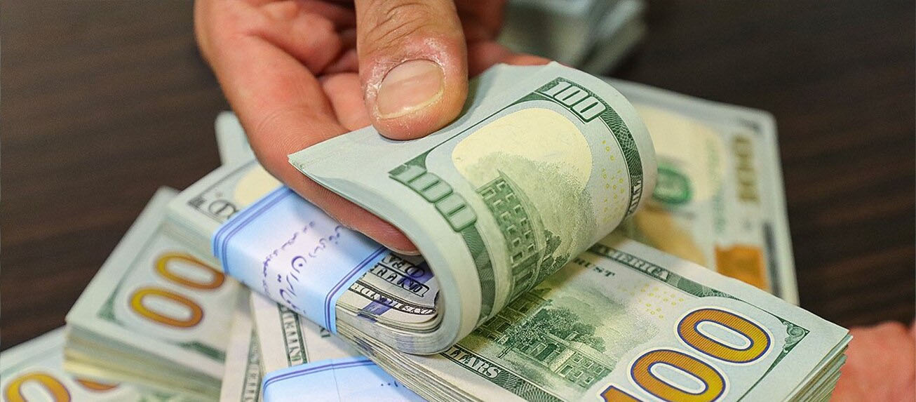 برنامه عرضه اسکناس ارز و پاسخ به نیازهای ارزی بازرگانان از امروز عملیاتی میشود 1 | نقش نیوز برنامه عرضه اسکناس ارز و پاسخ به نیازهای ارزی بازرگانان از امروز عملیاتی میشود