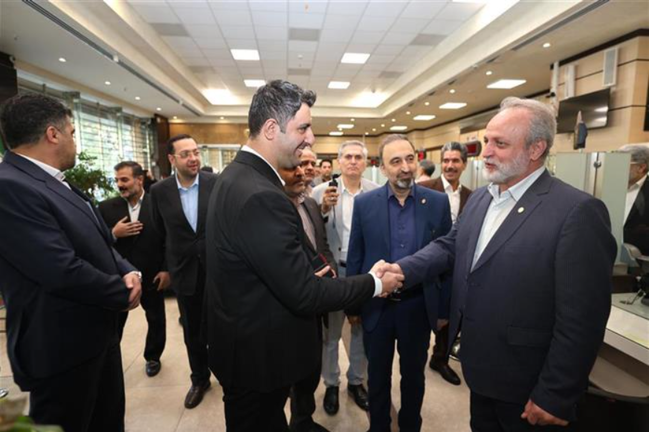 آغاز ارزشگذاری داراییهای بانک آینده برای تسویه بدهیها 1 | نقش نیوز اولویت بانک مرکزی اصلاح بانکهای ناتراز است