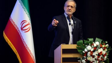 رئیس جمهور: اگر نخبگان به میدان بیایند دشمن هیچ غلطی نمیتواند بکند 6 | نقش نیوز رئیس جمهور: اگر نخبگان به میدان بیایند دشمن هیچ غلطی نمیتواند بکند