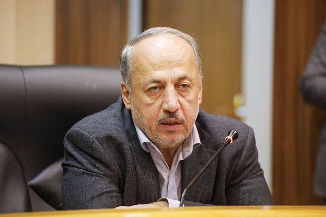 لزوم خدمات رسانی حمل و نقل عمومی متناسب با ساعات کاری