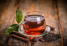 چایِ کهنه درد معده می‌آورد؛ زمان طلایی مصرف چای