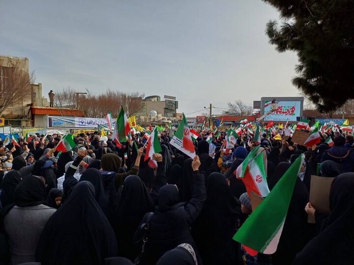 گزارش تصویر ی از راهپیمایی با شکوه ۲۲ بهمن 1404 7 | نقش نیوز 80 | نقش نیوز